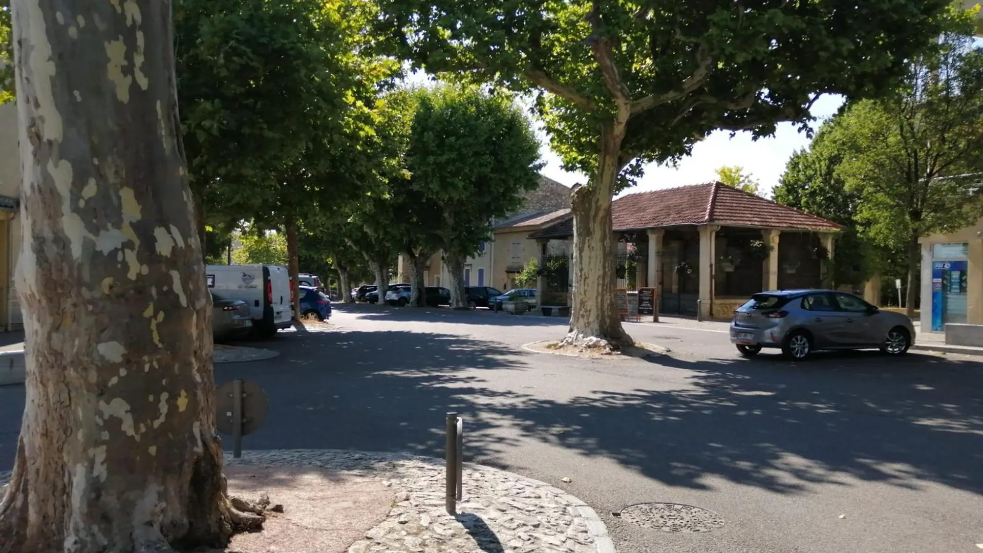 Maison De Village Sur Donzere Holiday home