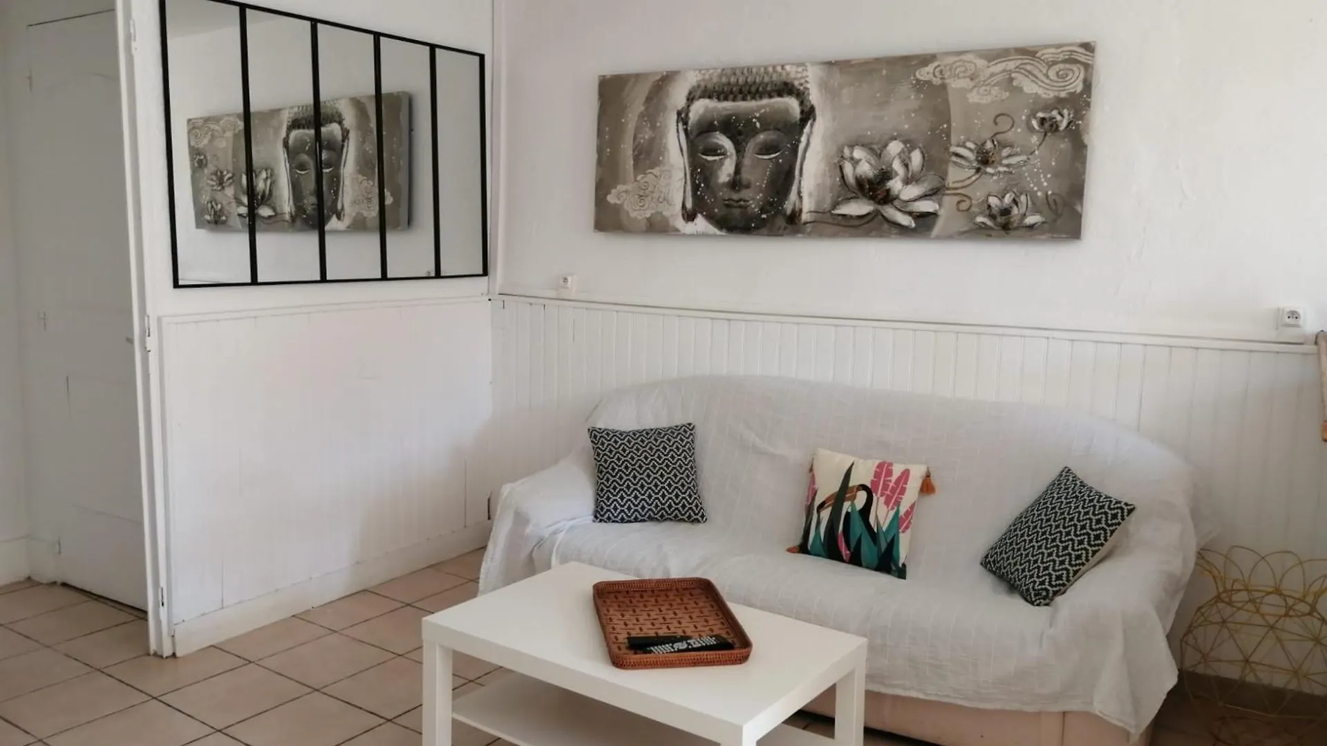 Maison De Village Sur Donzere Holiday home